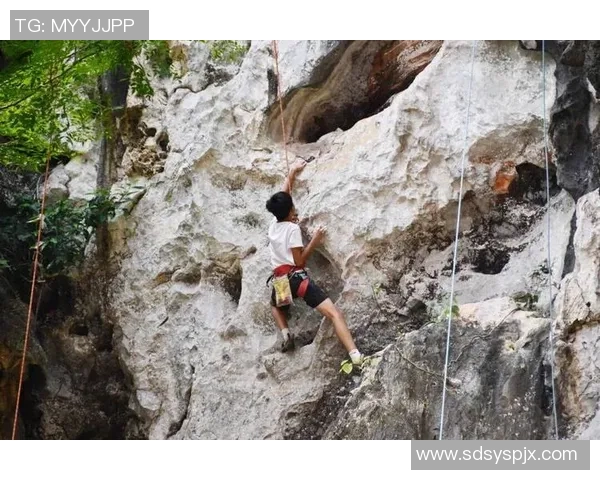 攀岩深度：解密深圳攀岩队的盯防